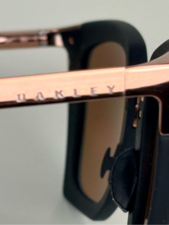 OAKLEY Side Swept PRIZM Polarized Sunglasses Velvet Black OO9445  - $250. main image 13